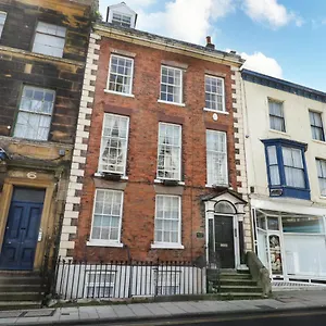 Regent House Apartment Scarborough