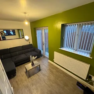 Entire Modern House Holiday home Greetland